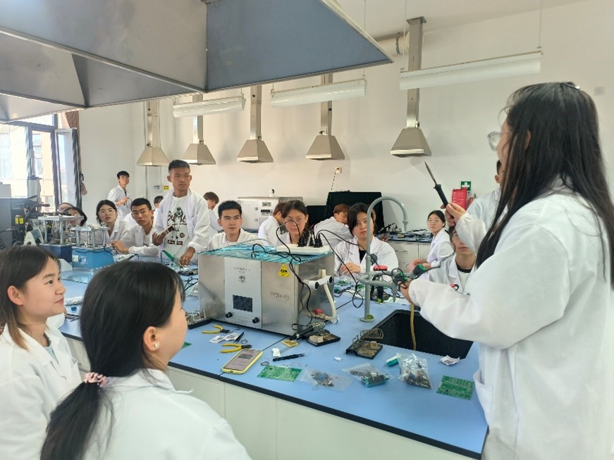 25573f413dde426085ddde42b386da1f.jpg 25573f413dde426085ddde42b386da1f.jpg