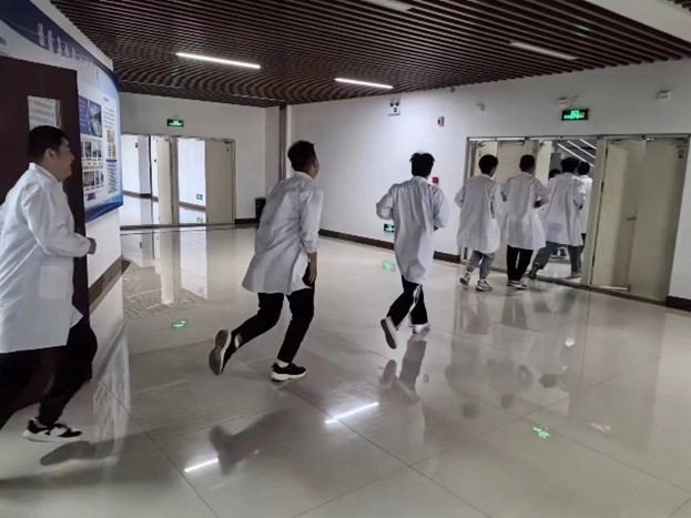 b7bddeb9f1654a2ca04ca0cc73c1058c.jpg b7bddeb9f1654a2ca04ca0cc73c1058c.jpg