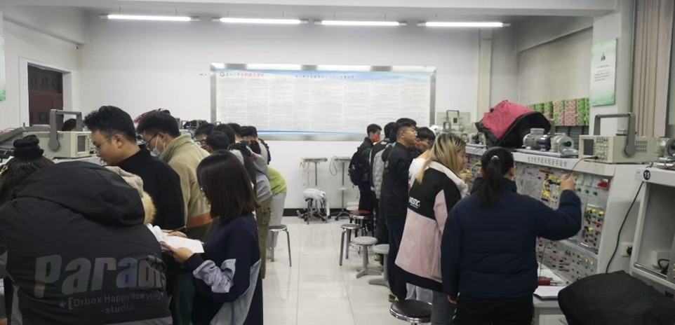 acf3e69fa2e64e4b8ed9a308c6f0e79e.jpg acf3e69fa2e64e4b8ed9a308c6f0e79e.jpg